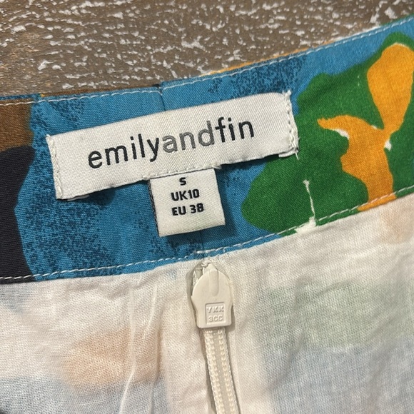 Emilyandfin abstract floral midi size S - Picture 3 of 9